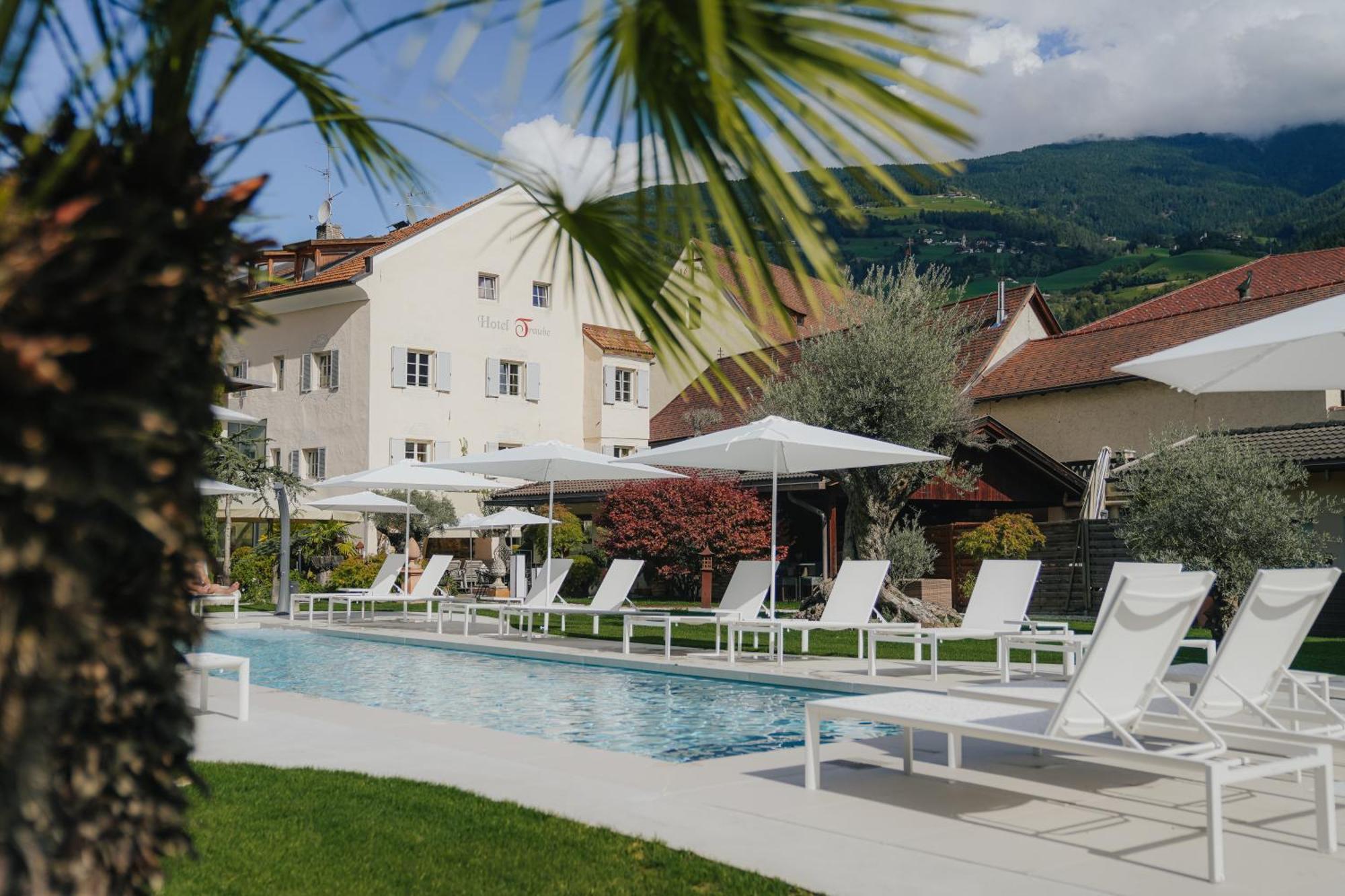Hotel Traube Бресаноне Екстериор снимка