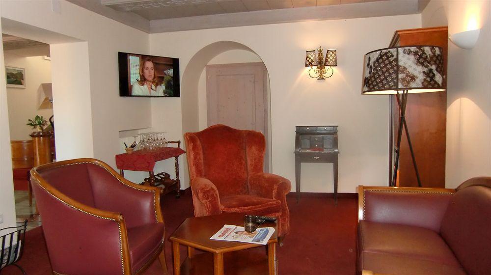 Hotel Traube Бресаноне Екстериор снимка