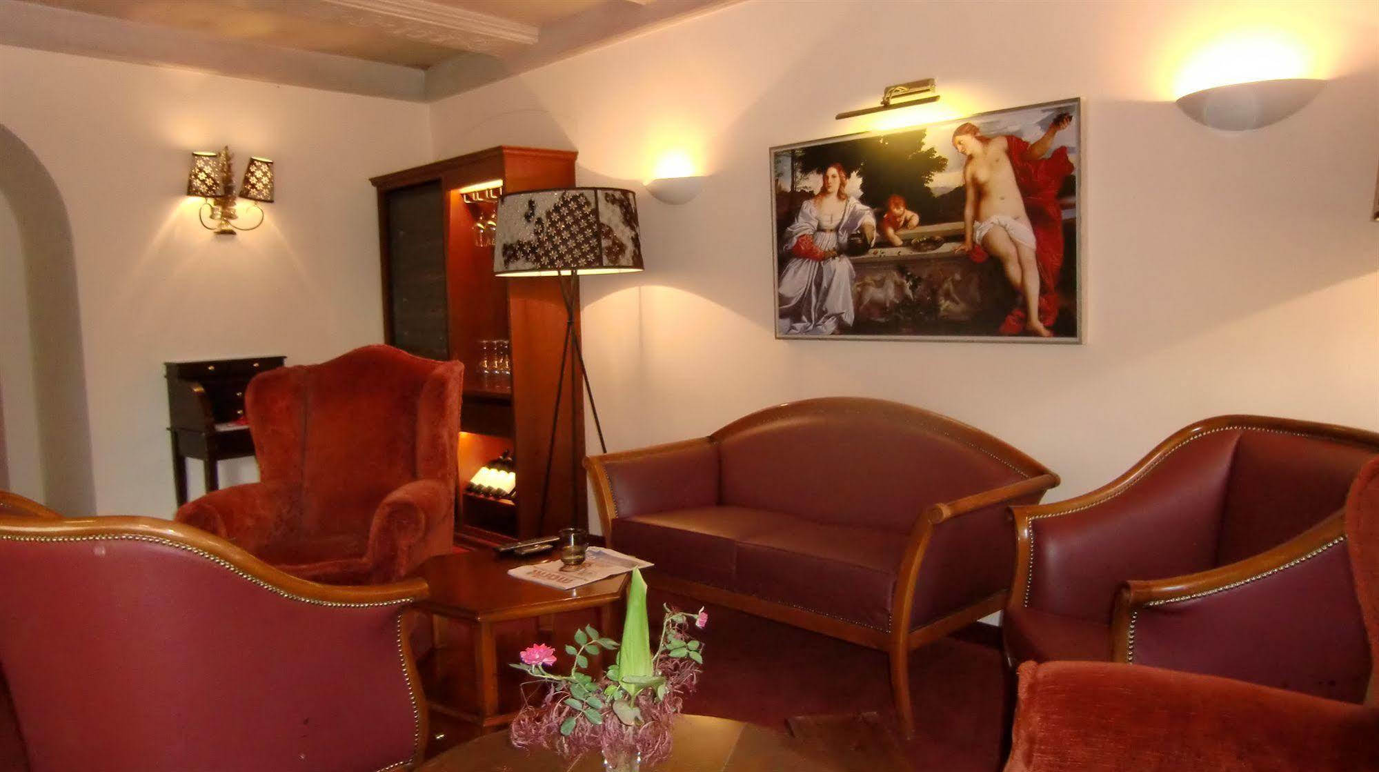 Hotel Traube Бресаноне Екстериор снимка