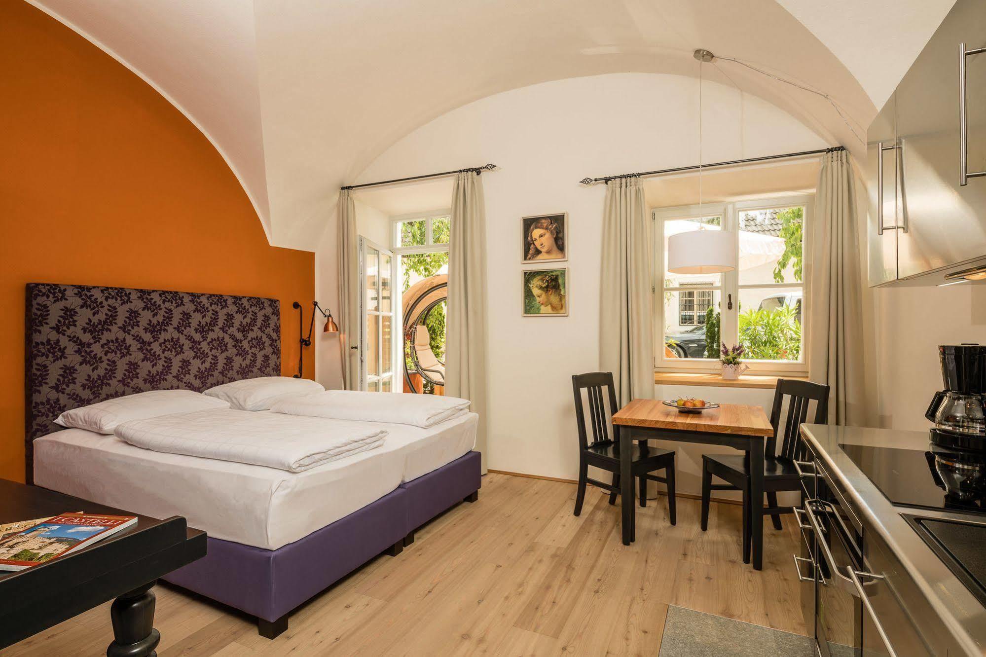 Hotel Traube Бресаноне Екстериор снимка