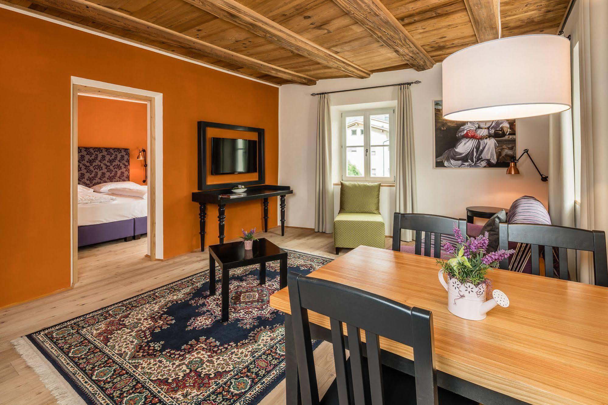 Hotel Traube Бресаноне Екстериор снимка