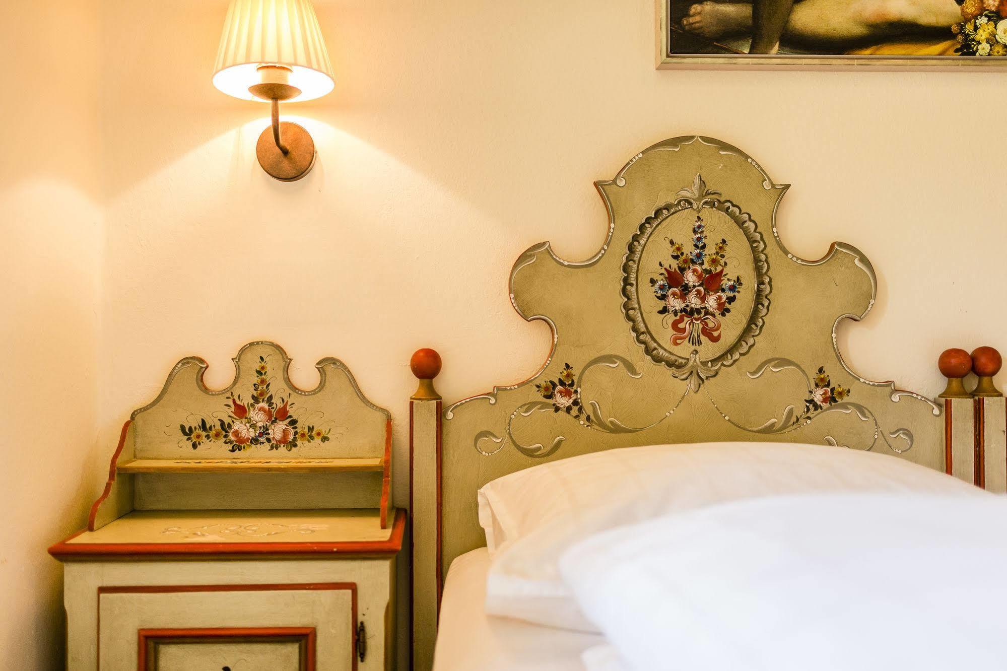 Hotel Traube Бресаноне Екстериор снимка